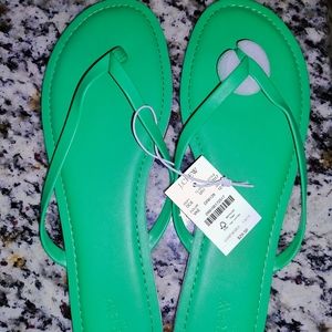 Kelly Green Women's size 12 sandal